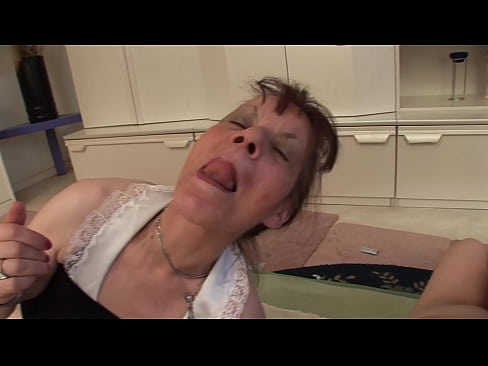 ❤️ Två mormödrar och en farfar har en trekant ❤ Just porr at sv.pornoklinge.ru ❌️❤